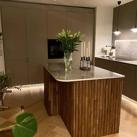 Luxury With Amazing Views Apartment